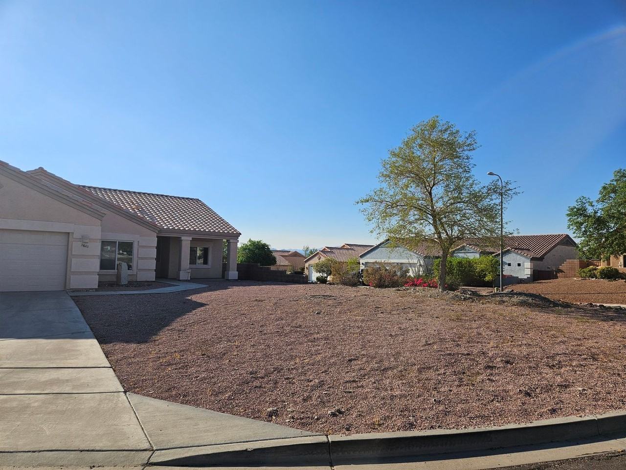 2642 Sanctuary Dr - Photo 3 of 37