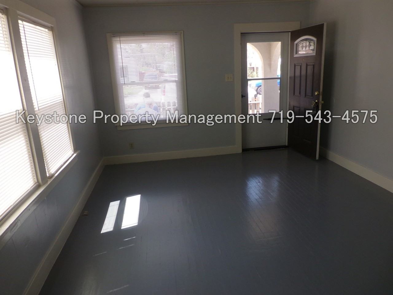 1004 Claremont Ave - Photo 3 of 18