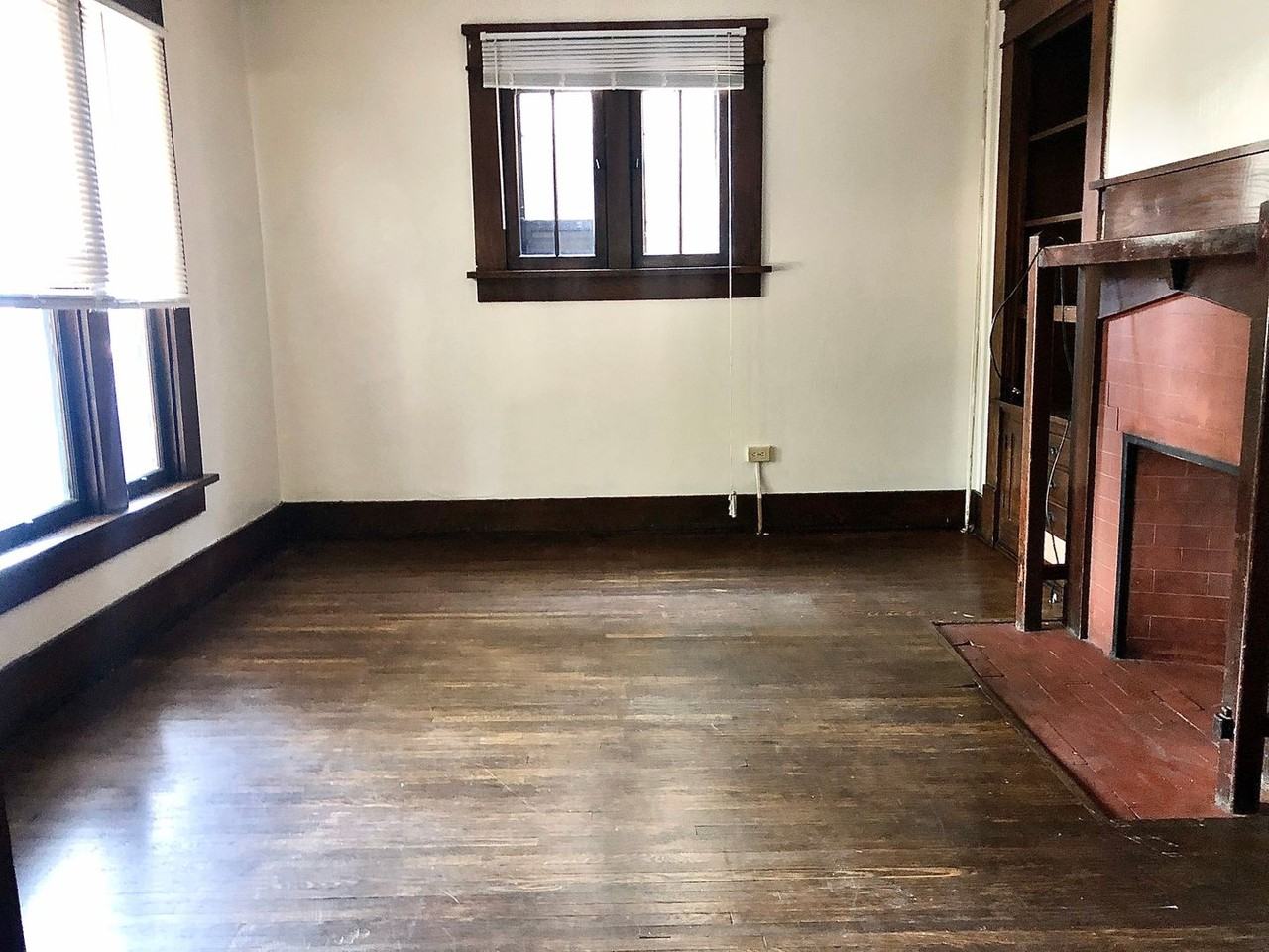 2015 Summit St - Photo 3 of 45