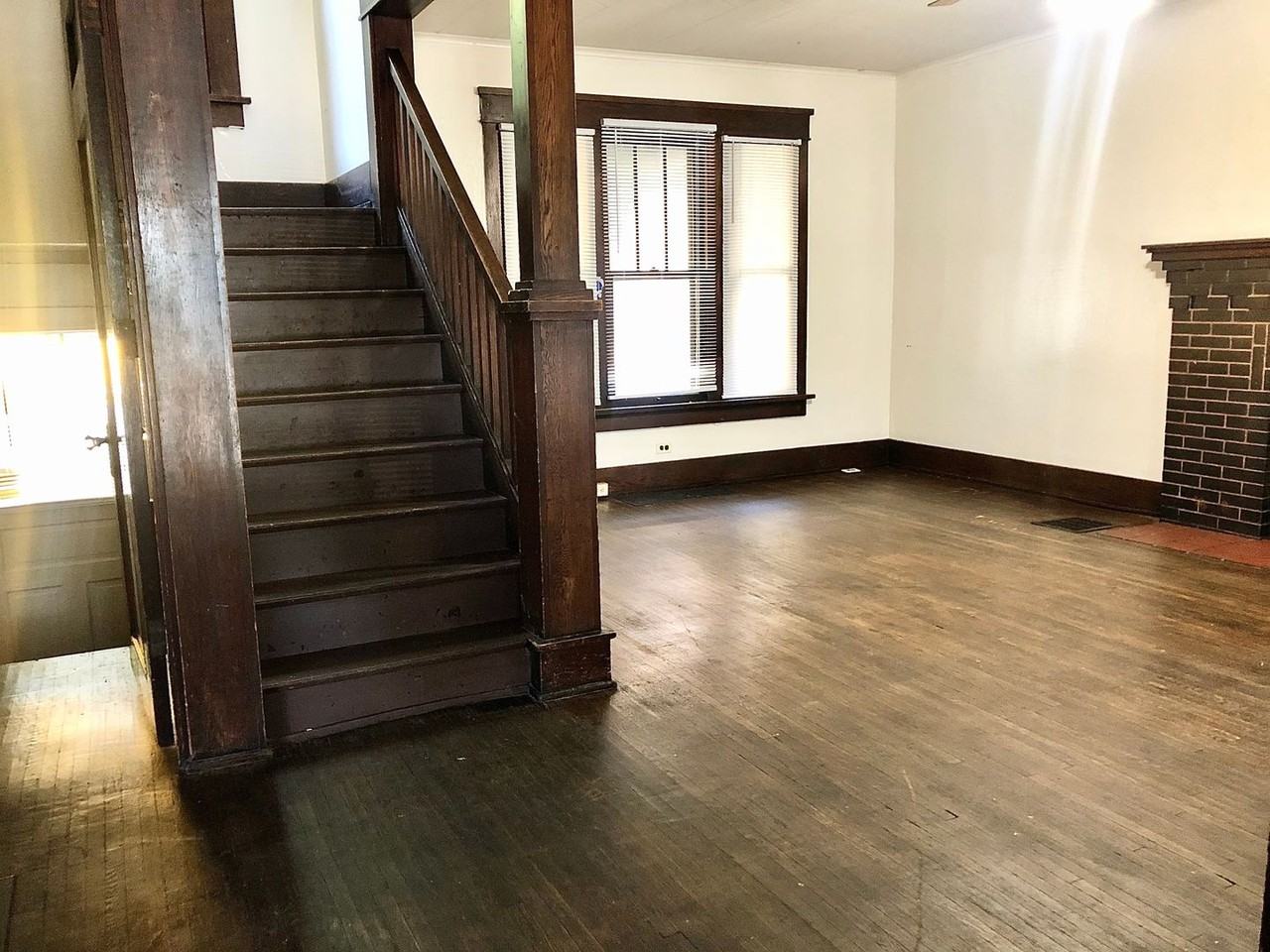 2015 Summit St - Photo 5 of 45