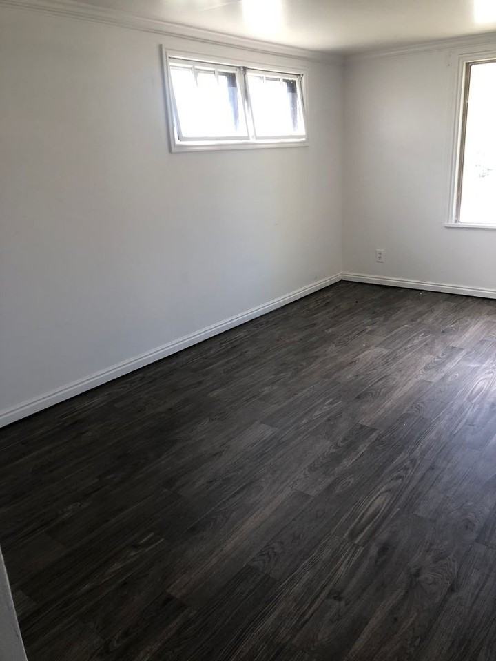 3764 Brinker Ave - Photo 3 of 7