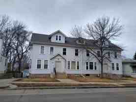Prairie Ave Apts - Photo 1 of 1