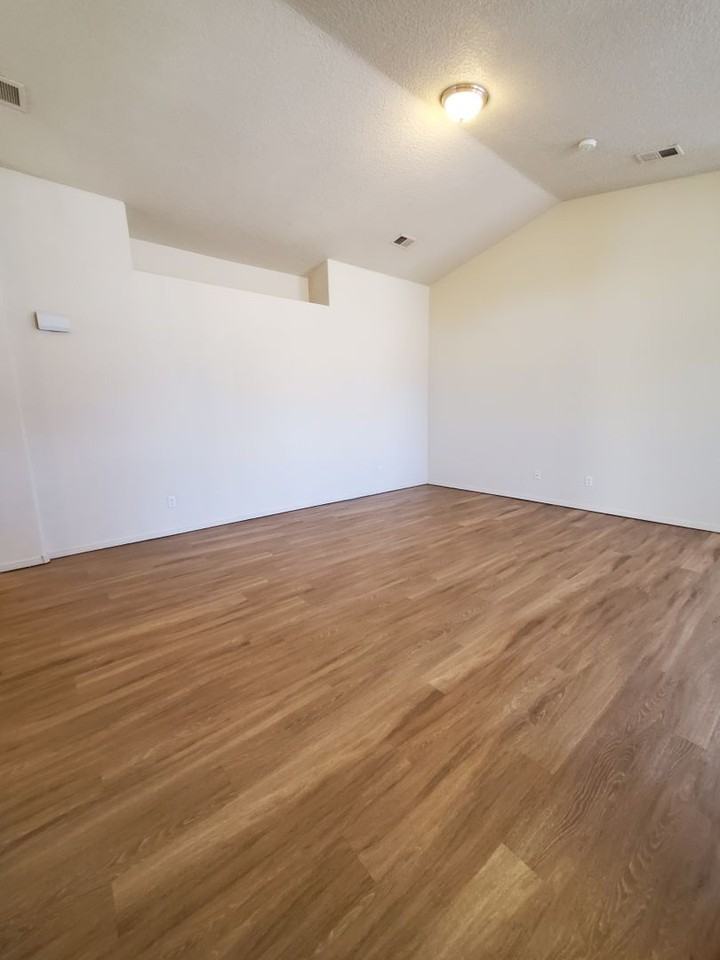 3400 Prairie Sage St Sw - Photo 3 of 15