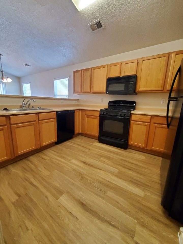3400 Prairie Sage St Sw - Photo 6 of 15