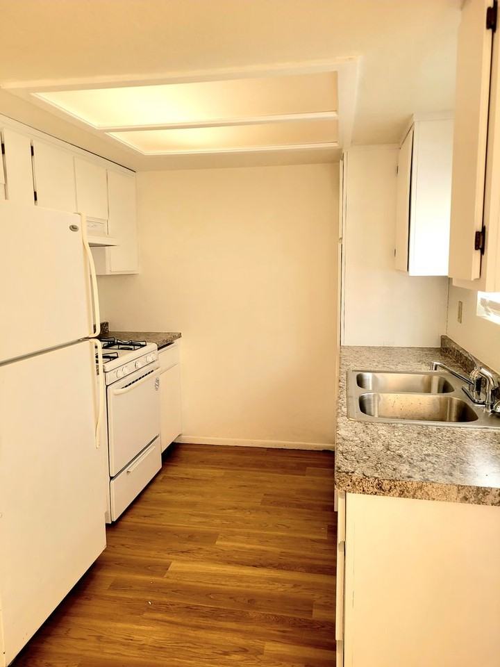 6896 Datura Ave - Photo 4 of 7
