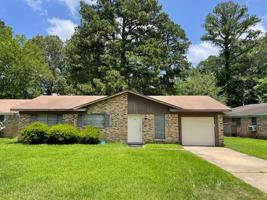 featured image of 4221 Encina Dr