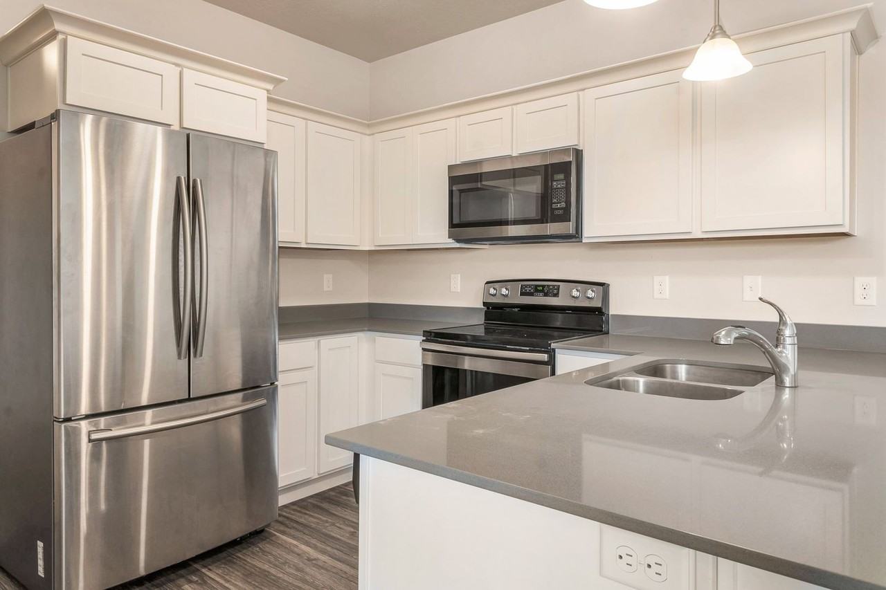 4030 W 1850 N #304 - Photo 2 of 24