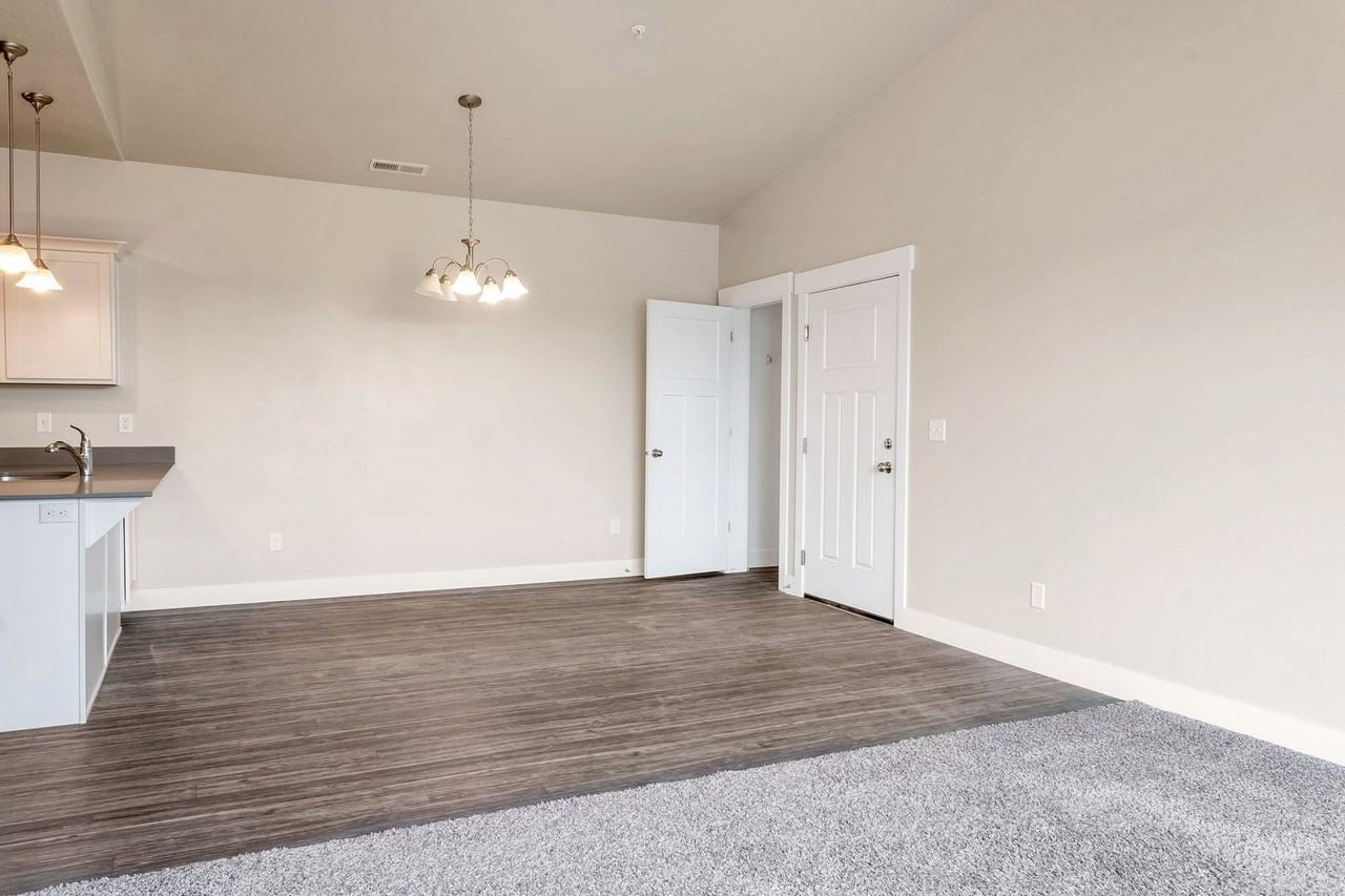 4030 W 1850 N #304 - Photo 5 of 24