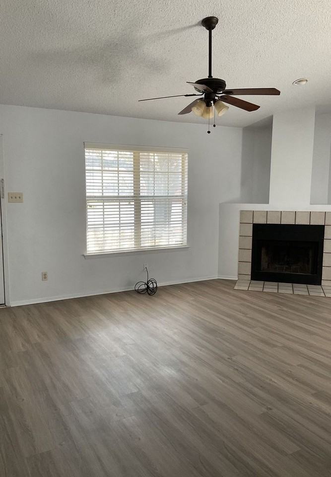 2209 Dickens Dr - Photo 6 of 16