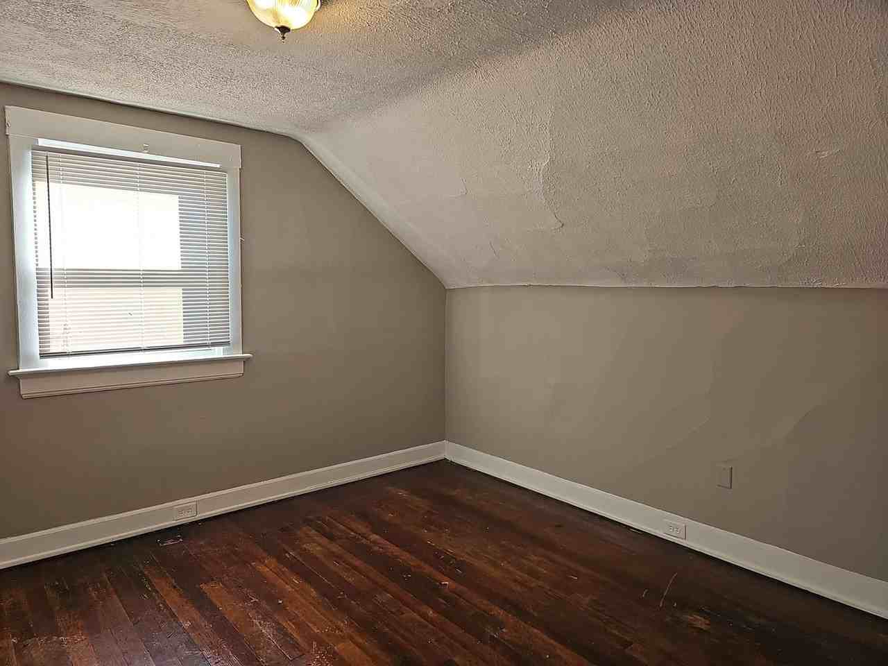 3703 Cass Ave - Photo 3 of 24