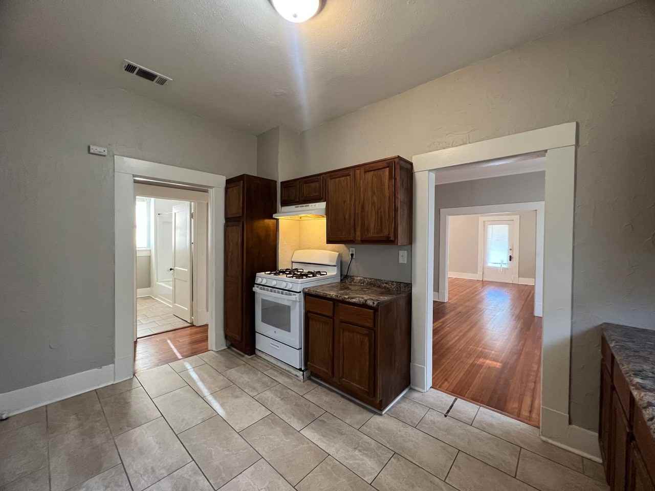 414 Atkins Ave - Photo 6 of 14