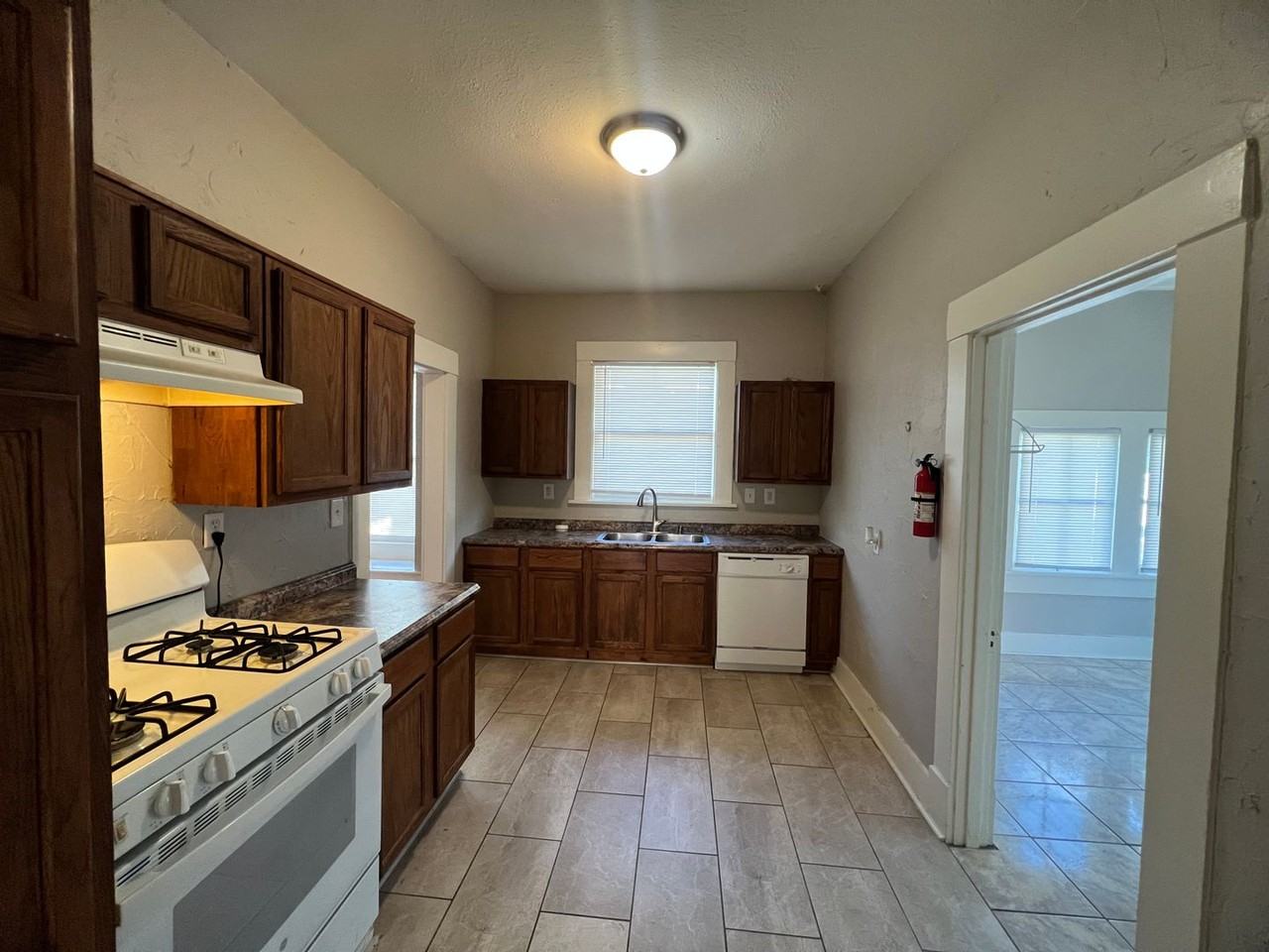 414 Atkins Ave - Photo 5 of 14