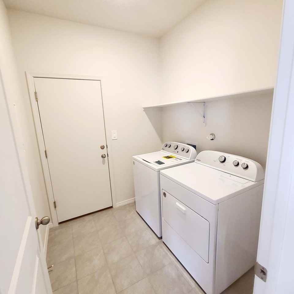 701 Desert Senna Ave Sw - Photo 6 of 16