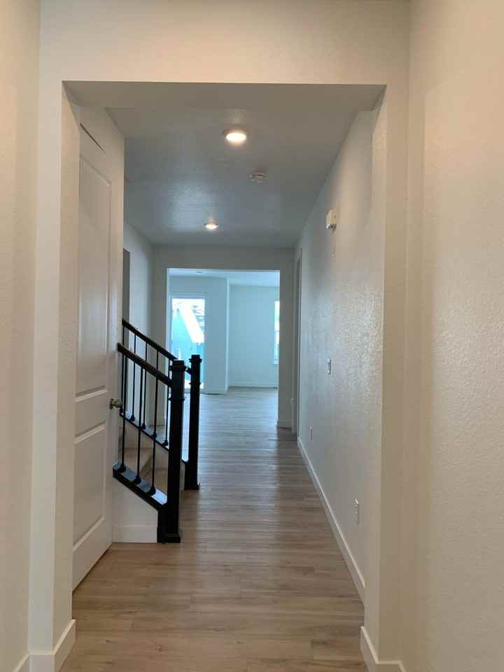 8099 Mount Kataka St - Photo 5 of 44