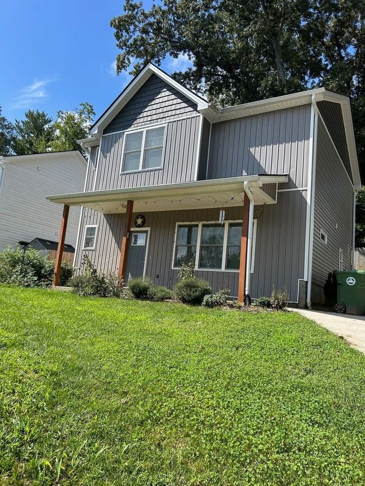 6 Shadowlawn Drive - Photo 2 of 36