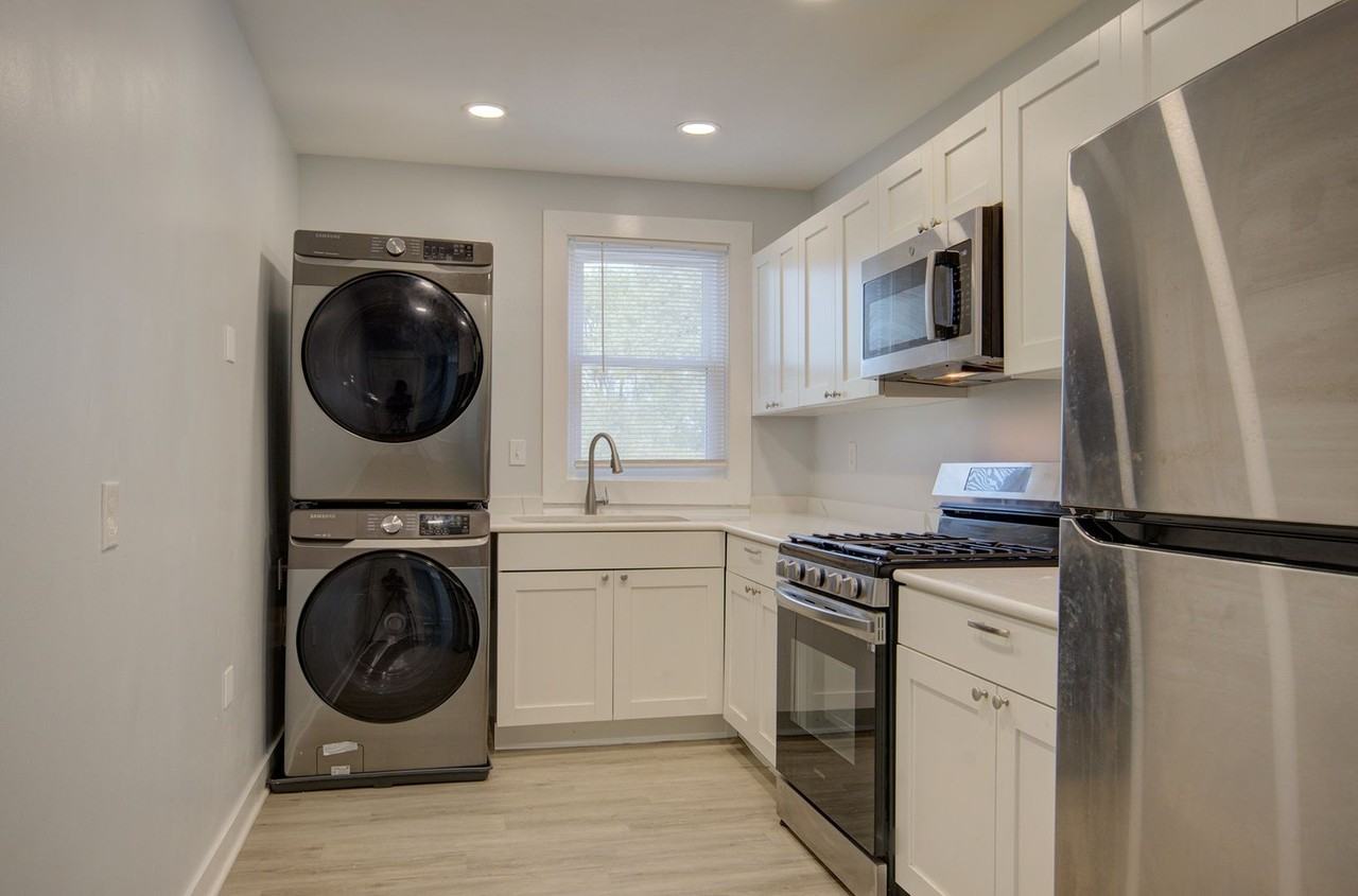 1701 S State St - Photo 2 of 9