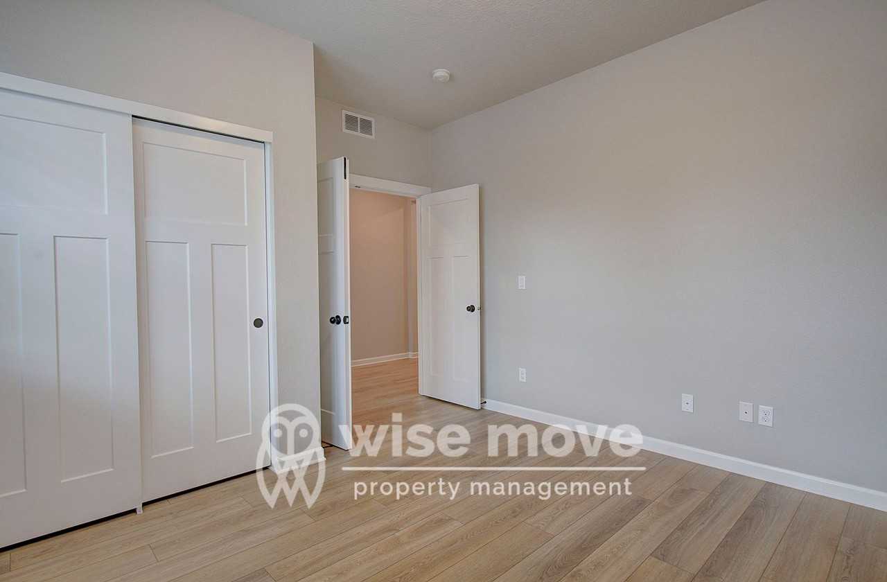 811 Sw 4th Ave - Photo 4 of 31