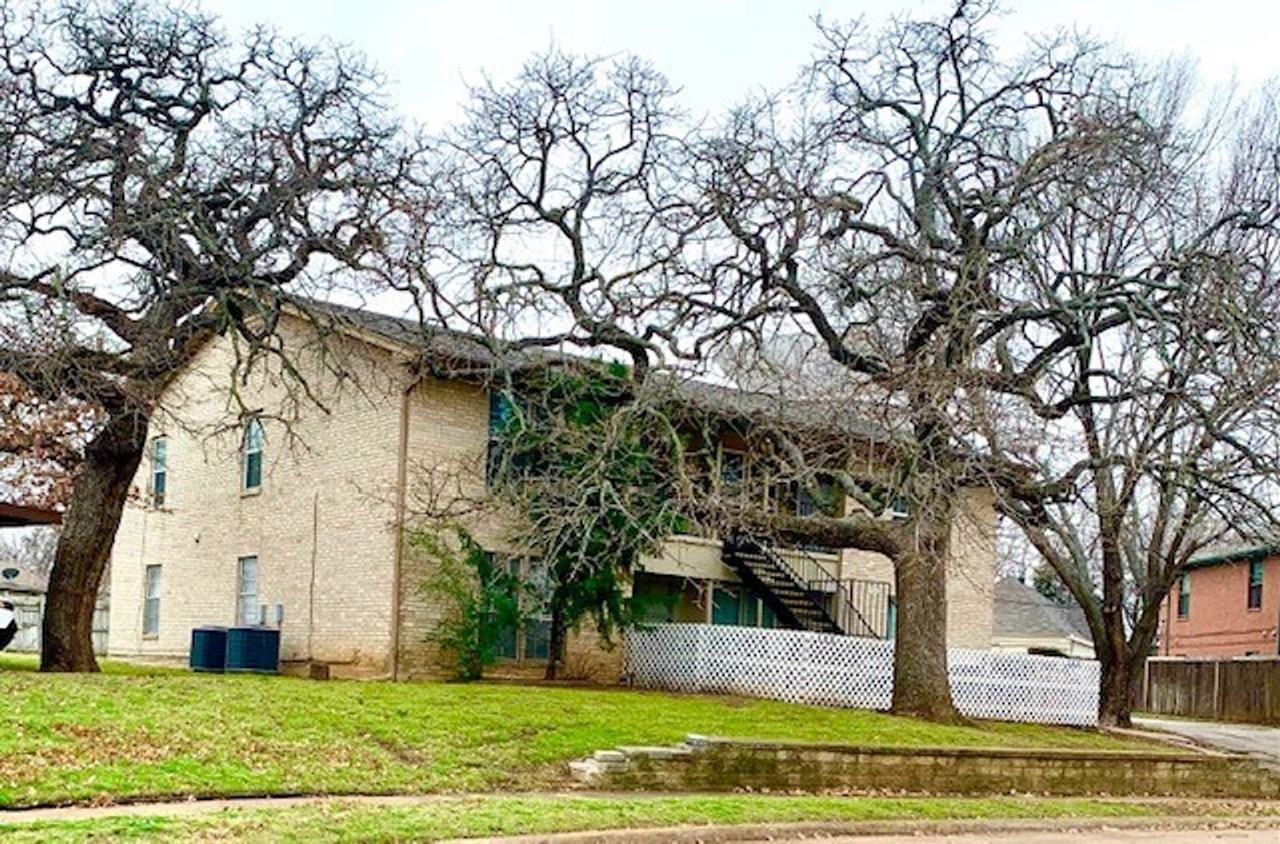 109 Wildwood Ct - Photo 2 of 10