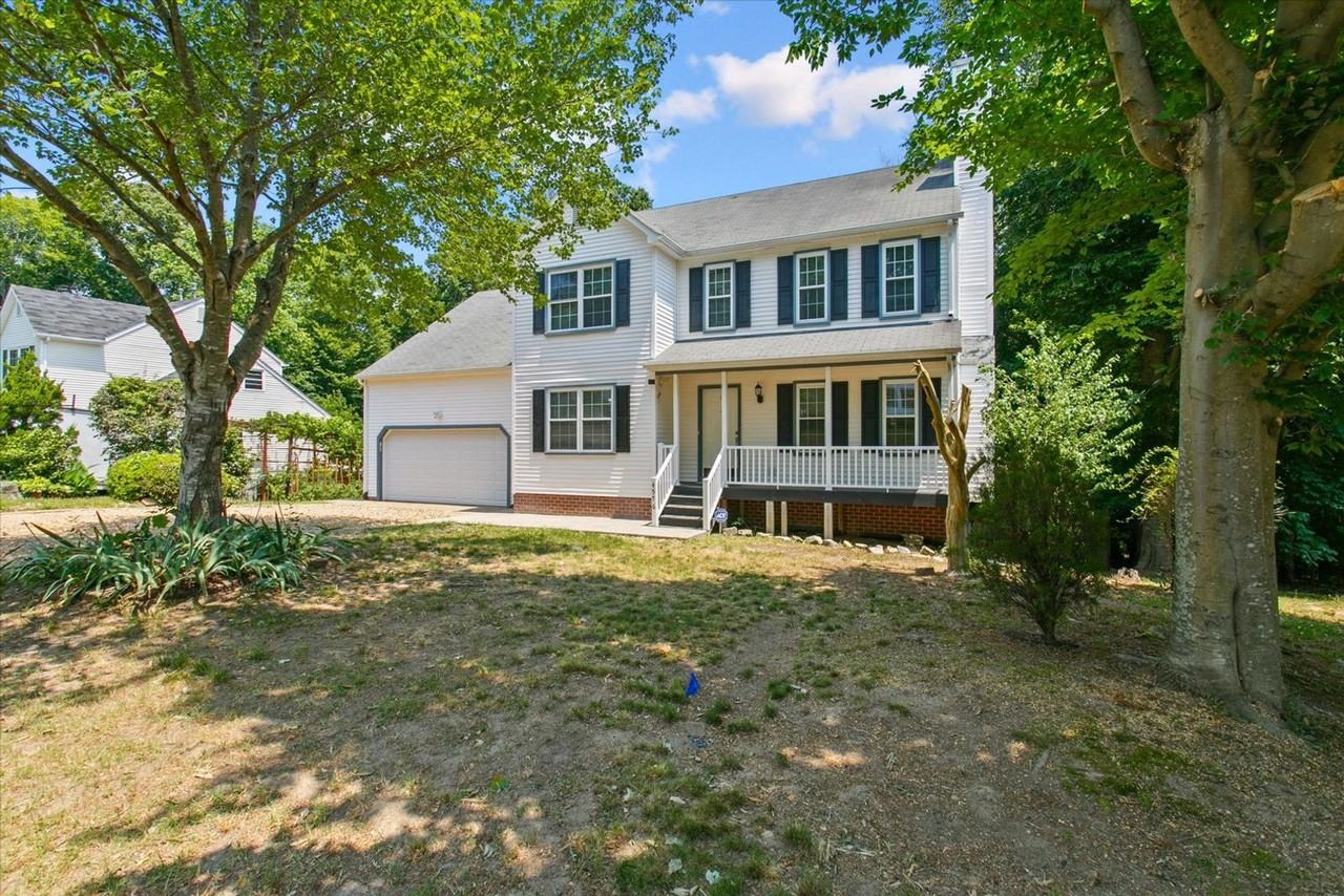 4576 Village Park Dr E - Photo 3 of 50