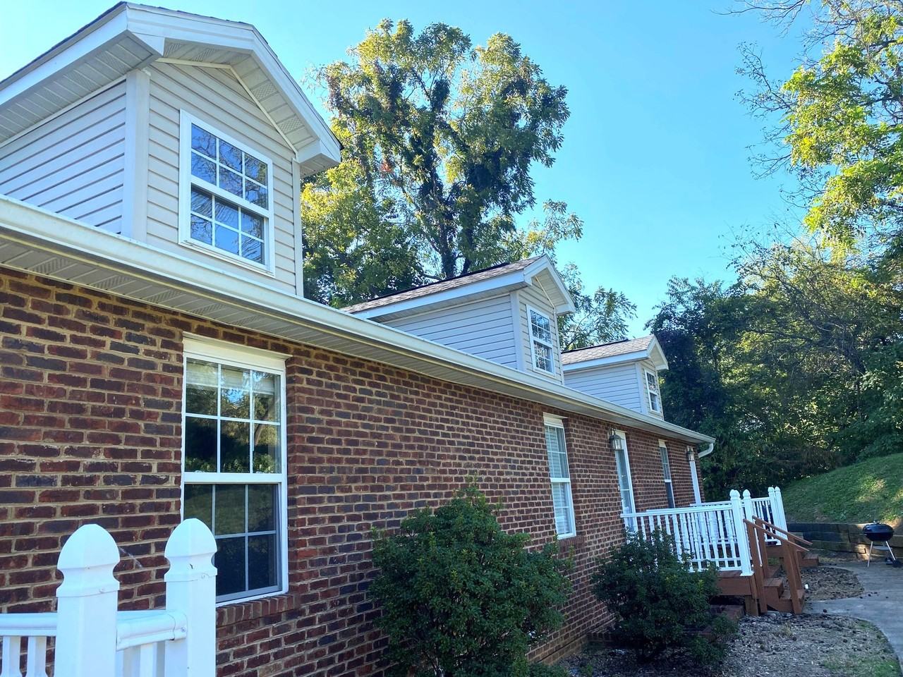 Maple Ridge - Photo 2 of 8