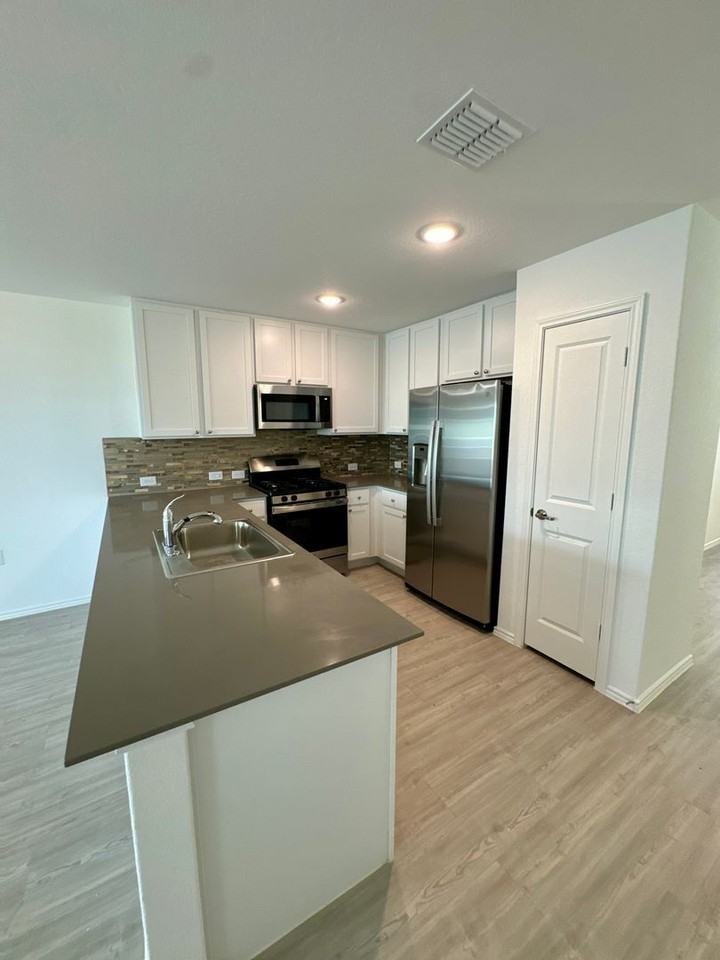 10611 Vesta Curv - Photo 6 of 28