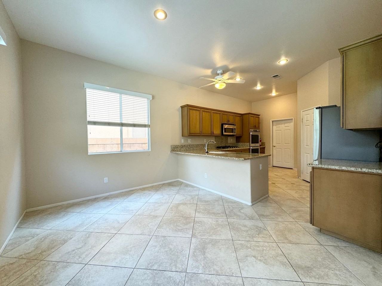 79140 Diane Dr - Photo 7 of 35