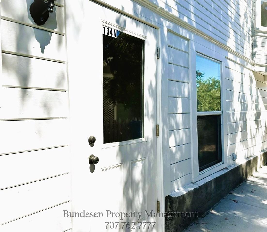 134 Howard St - Photo 2 of 14