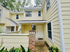 413 Nw 48th Blvd - Photo 1 of 1