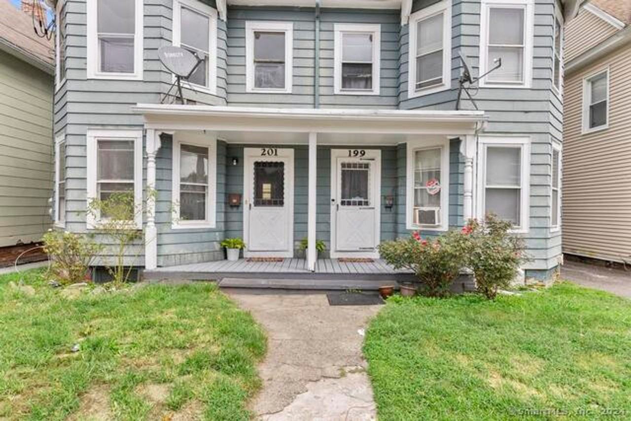 201 Elizabeth St - Photo 2 of 24