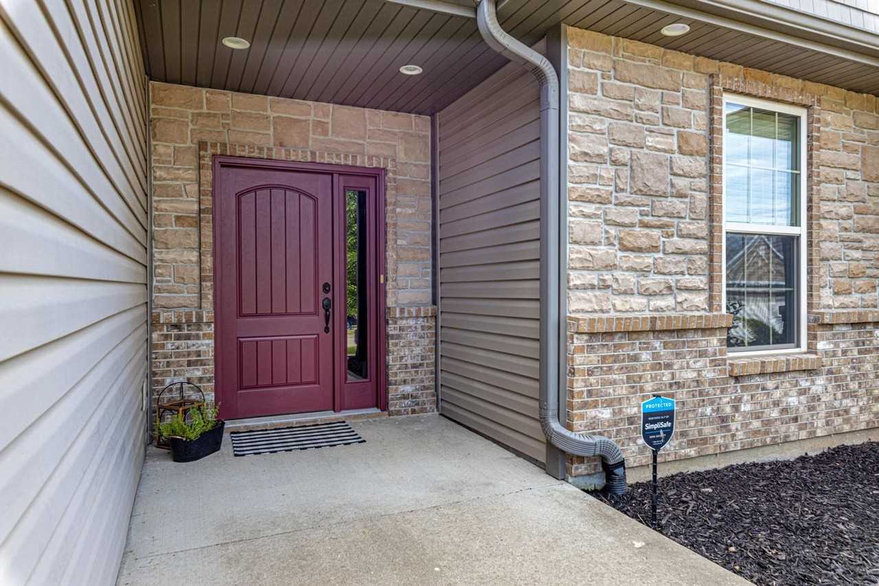 2910 Cromford Mill Dr - Photo 2 of 17