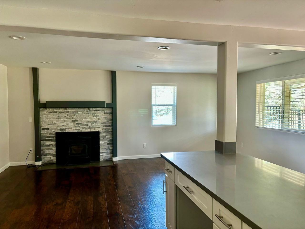 2015 W Samuel St - Photo 5 of 23