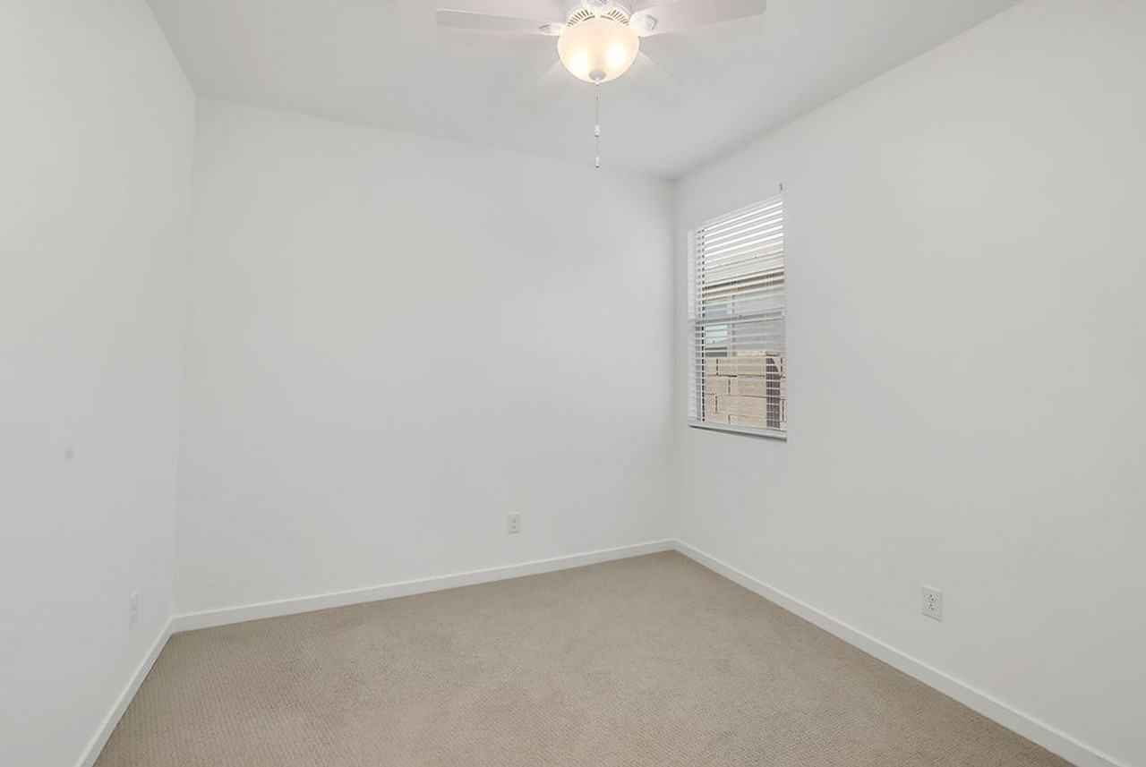5621 W Notch Hill Rd - Photo 5 of 31