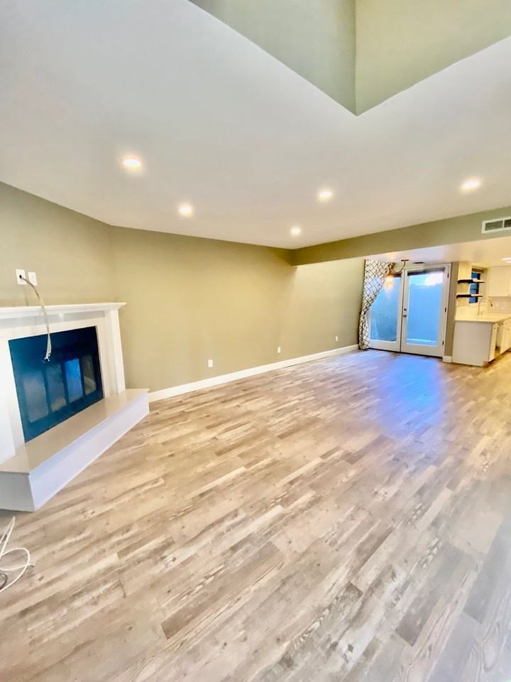 7330 Stockdale Hwy #19 - Photo 6 of 37