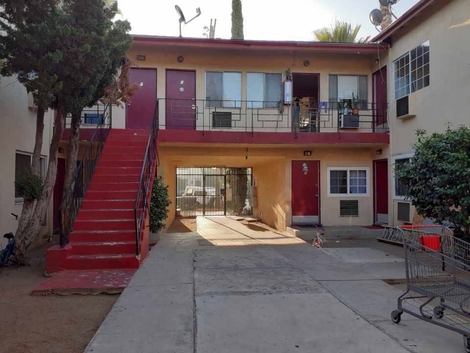 8815 Van Nuys Blvd #I