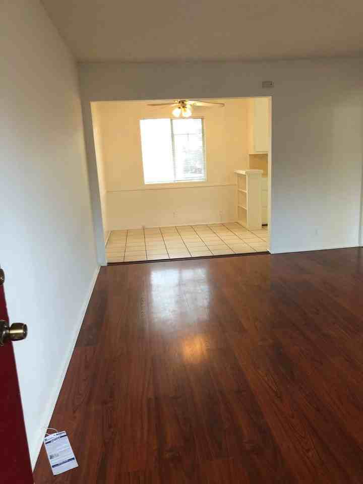 8815 Van Nuys Blvd #I - Photo 6 of 15