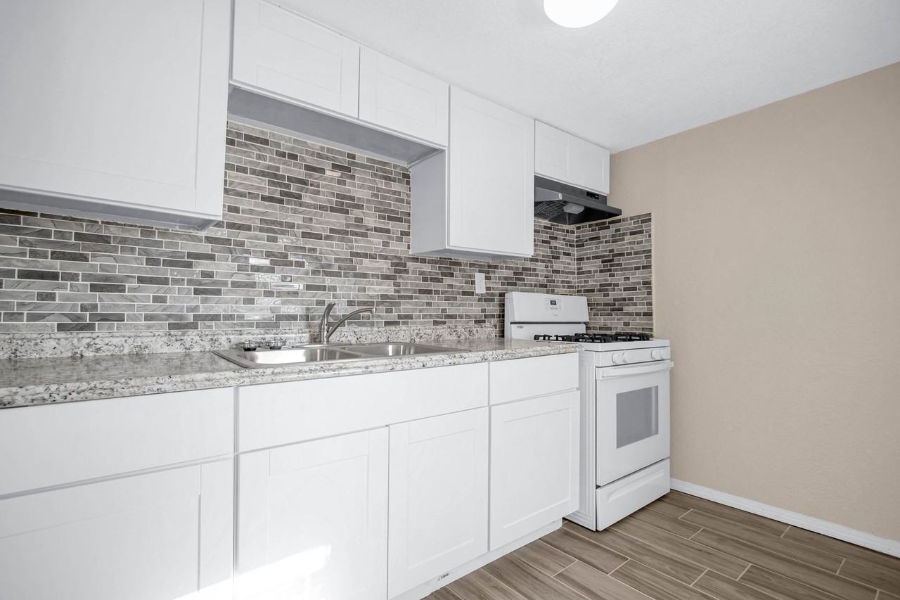 Ponce 7182 (Group 2) - Photo 7 of 19