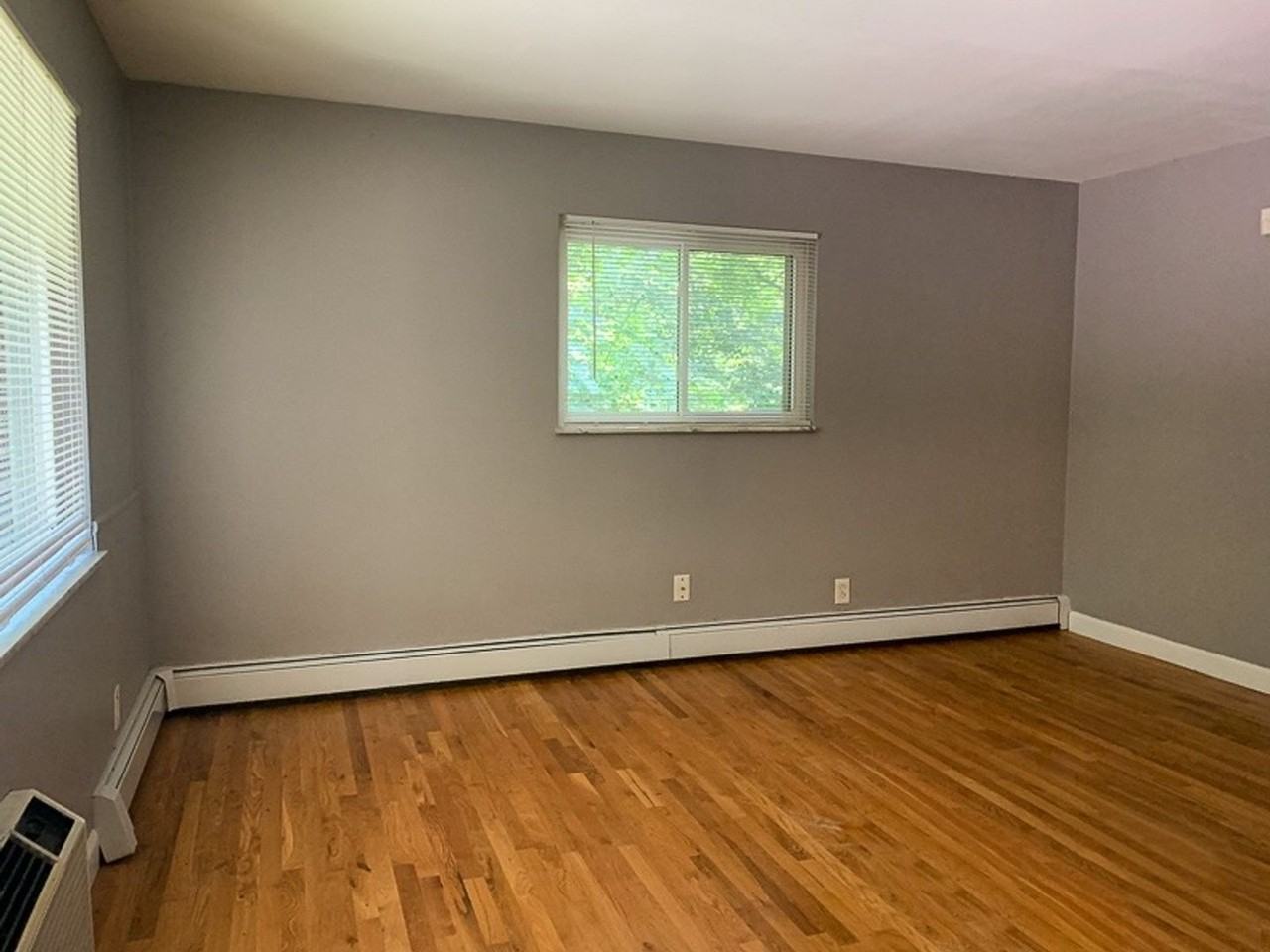 6650 Corbly Ave - Photo 7 of 13