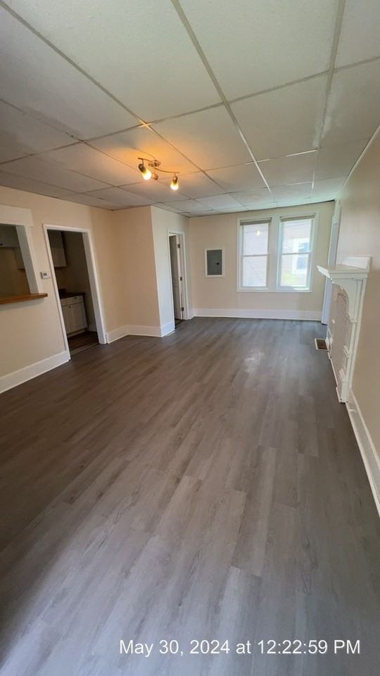 507 Locust - Photo 3 of 7