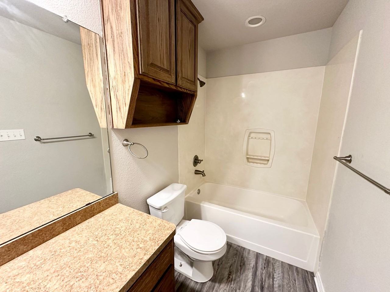 405 Topaz Cir - Photo 7 of 19