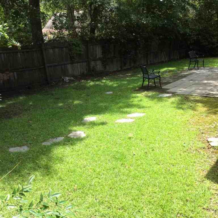 2410 Castlereagh Rd - Photo 2 of 8