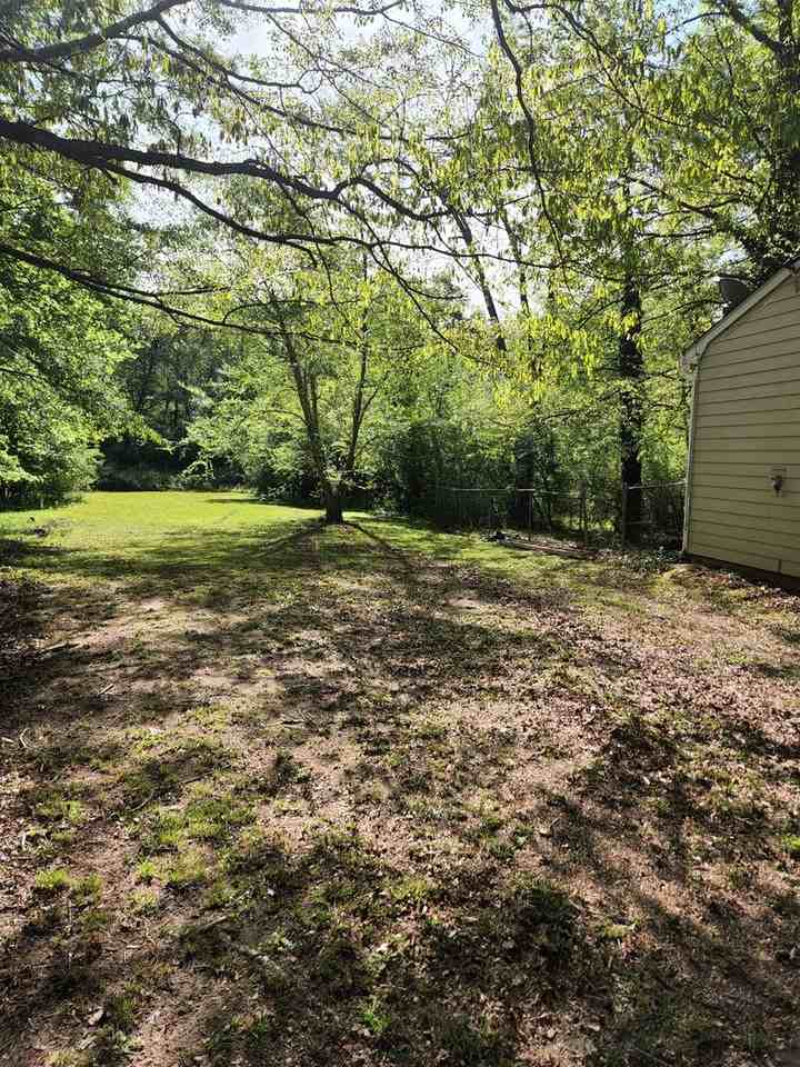 2512 Fairfield Court Southwest - Photo 3 of 15