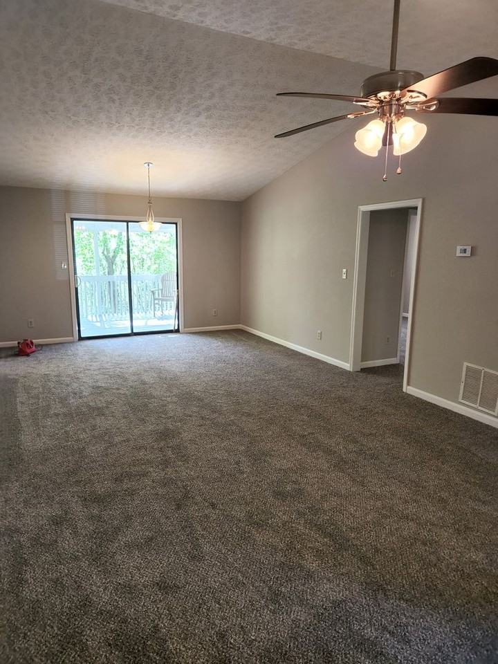 2512 Fairfield Court Southwest - Photo 6 of 15