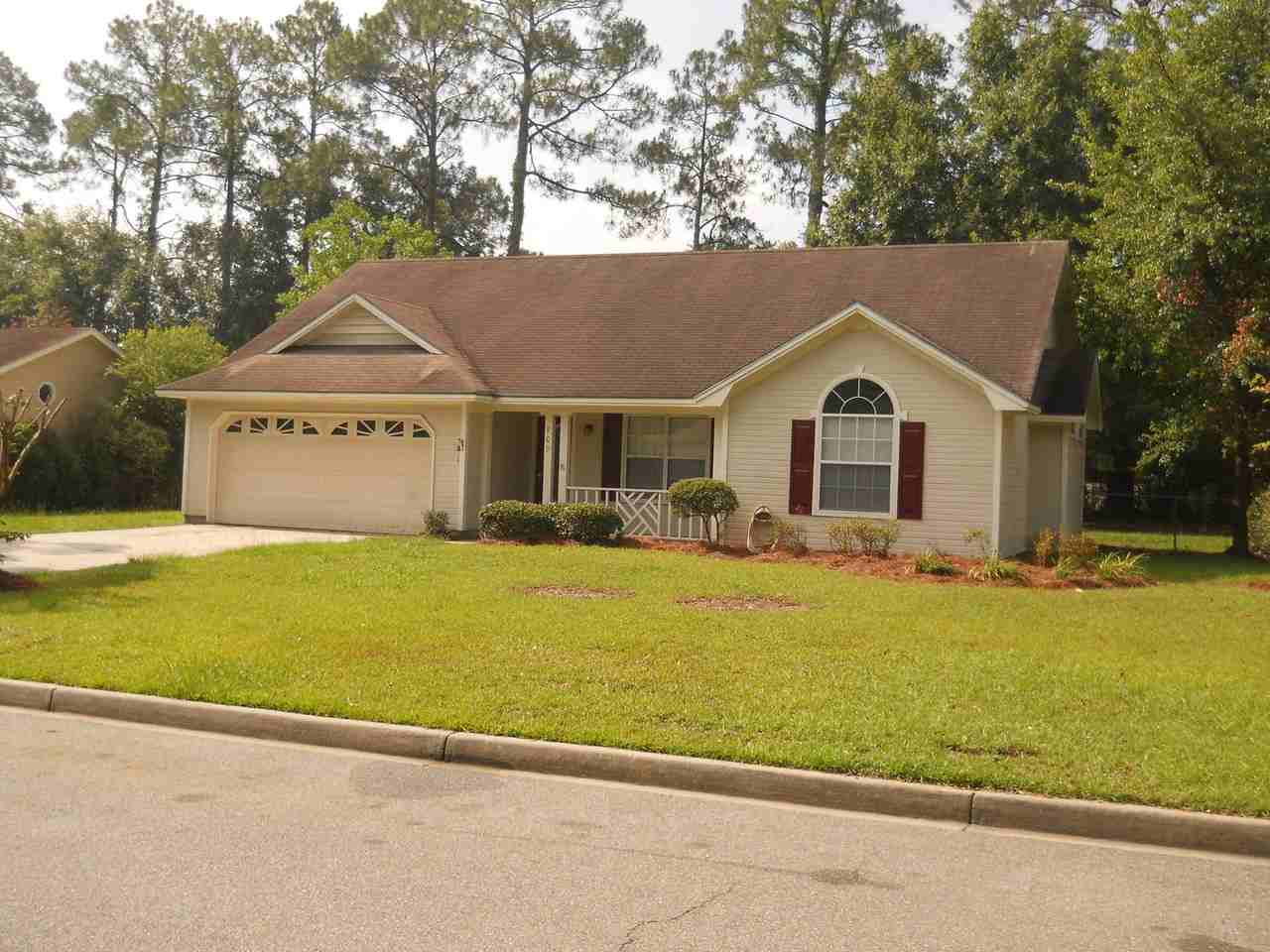 909 Pine Cone Cir - Photo 2 of 22