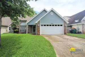 featured image of 1225 Charleston Circle