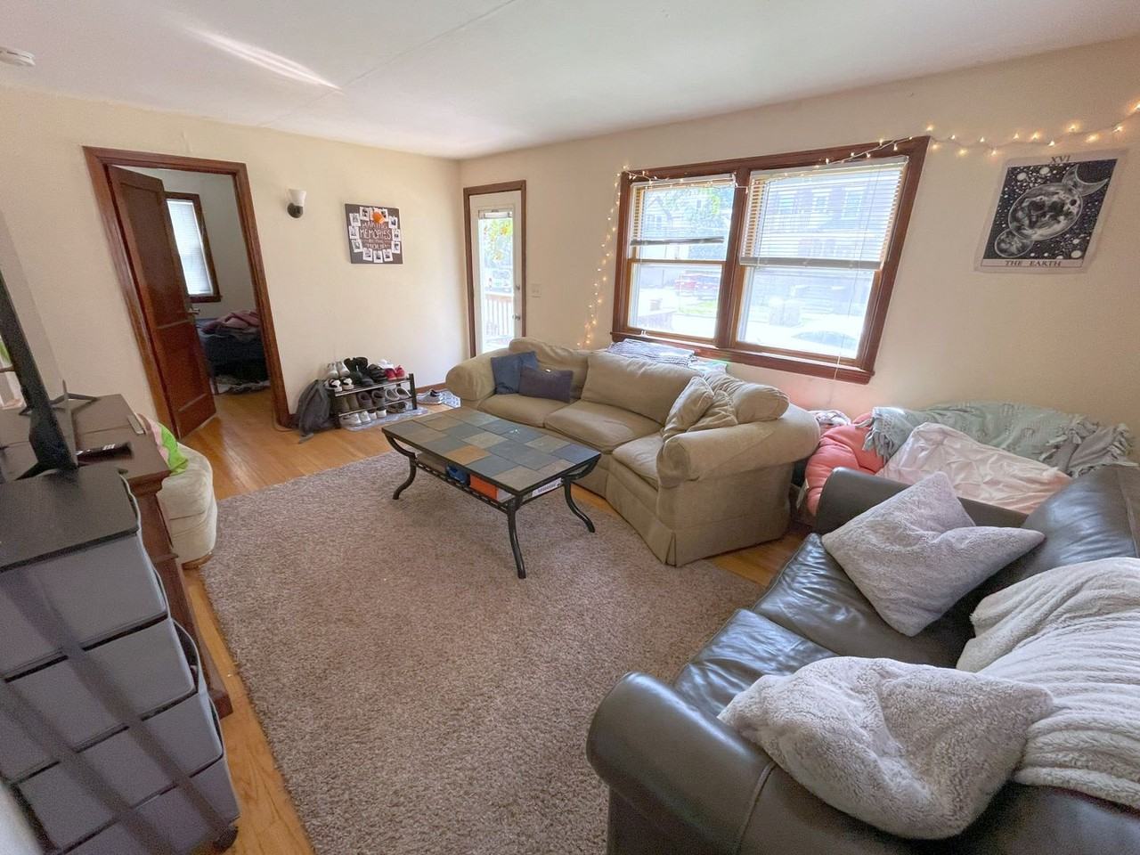 1314 Milton St - Photo 7 of 34