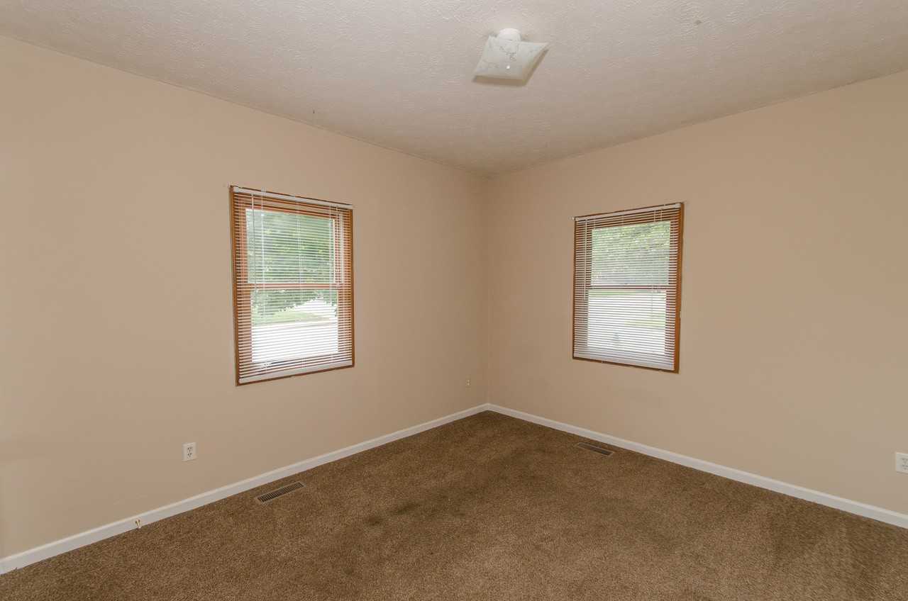 614 N Grant St - Photo 6 of 27