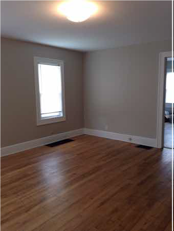 317 E 15th St - Photo 5 of 15