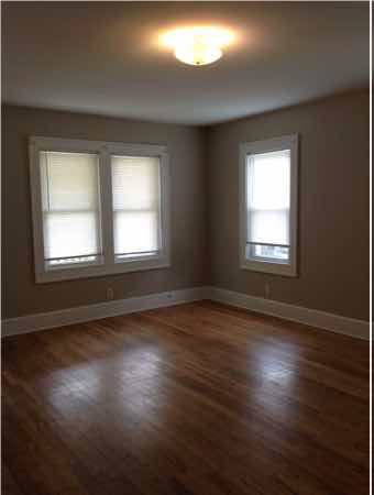 317 E 15th St - Photo 6 of 15