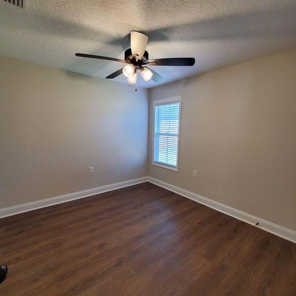 411 E Main St - Photo 3 of 16