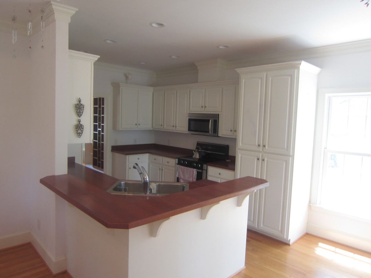 1503 Caracara Dr - Photo 6 of 31